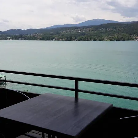 Seepension Kakl Гостевой дом Фельден-ам-Вёртер-Зе