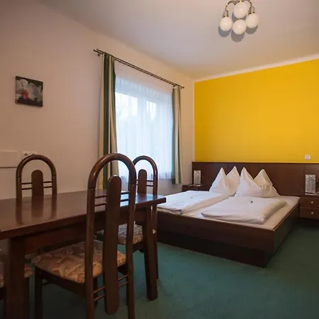 Гостевой дом Seepension Kakl 3*